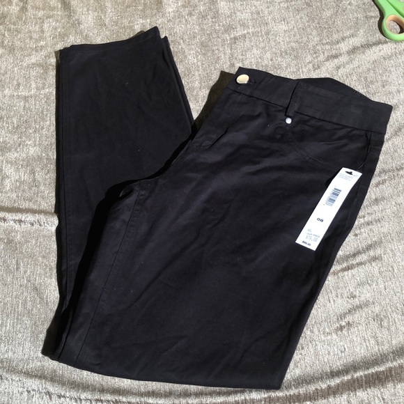 DKNY  black pants. NWT (Reduced) - Picture 4 of 7